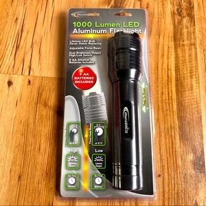 NEW IllumiBrite Aluminum LED Flashlight 1000 Lumen